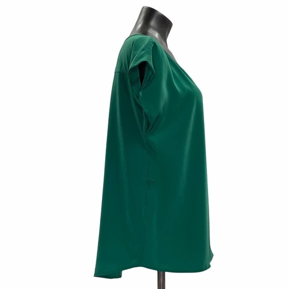 BLACK Rainn Green Short Sleeve Pleated Blouse - Picture 4 of 11